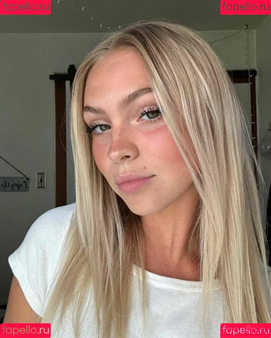 Jordyn Jones / jordylee.jones / jordynjones Onlyfans Photo Gallery 