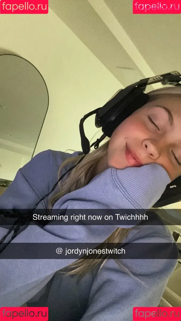 Jordyn Jones / jordylee.jones / jordynjones Onlyfans Photo Gallery 