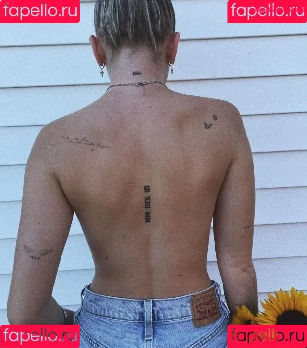 Jordyn Jones / jordylee.jones / jordynjones Onlyfans Photo Gallery 