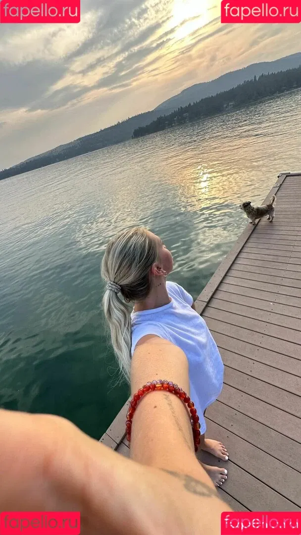 Jordyn Jones / jordylee.jones / jordynjones Onlyfans Photo Gallery 