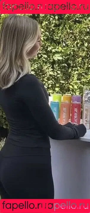 Jordyn Jones / jordylee.jones / jordynjones Onlyfans Photo Gallery 