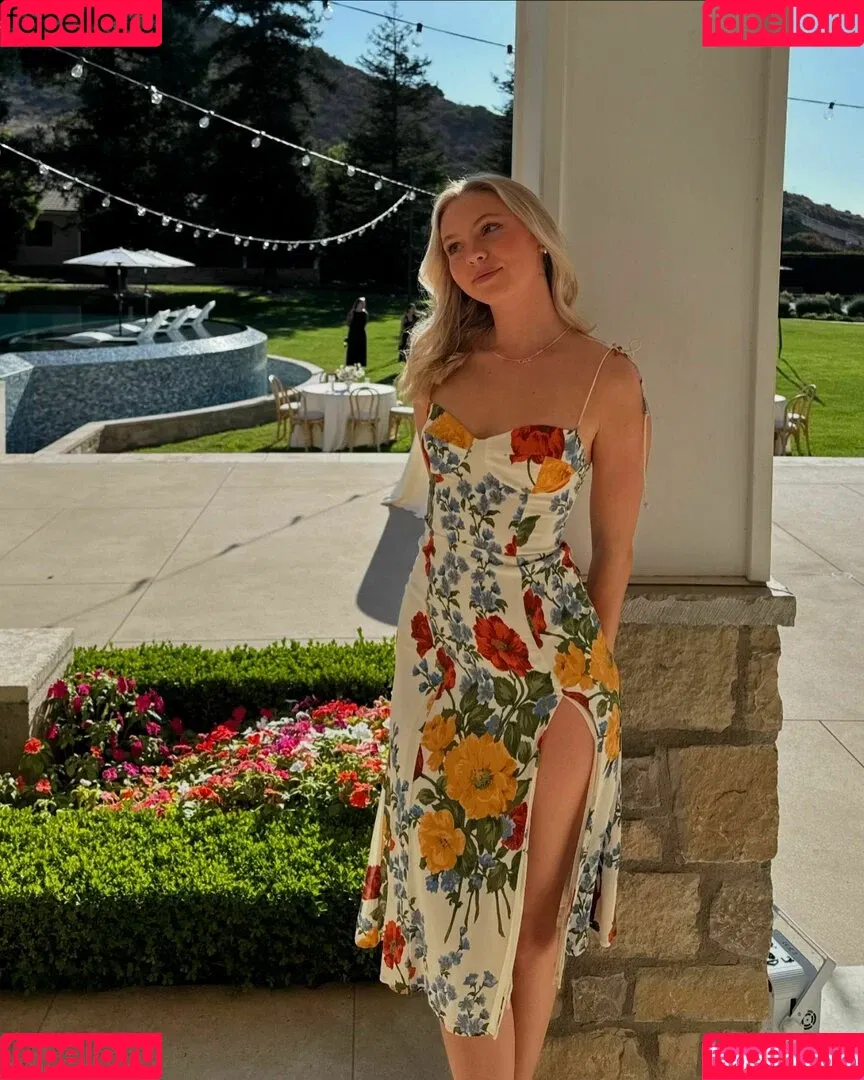Jordyn Jones / jordylee.jones / jordynjones Onlyfans Photo Gallery 