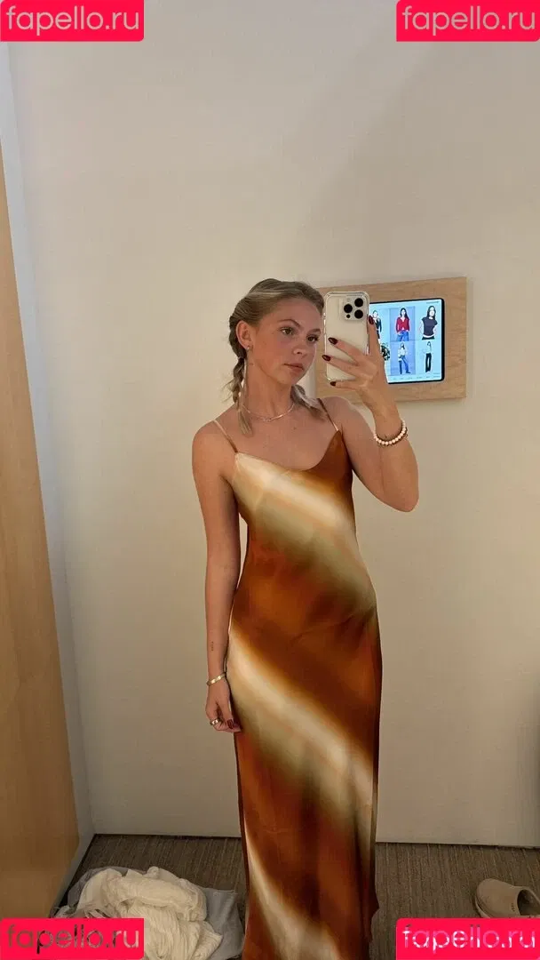 Jordyn Jones / jordylee.jones / jordynjones Onlyfans Photo Gallery 