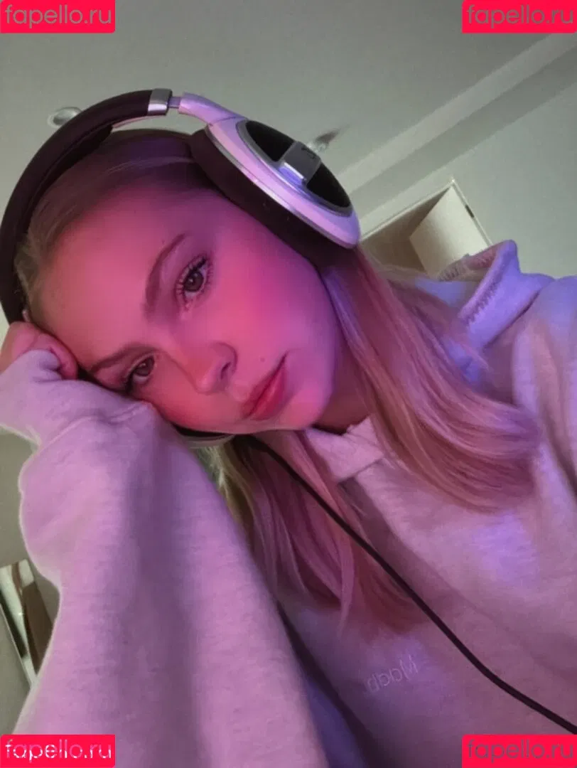 Jordyn Jones / jordylee.jones / jordynjones Onlyfans Photo Gallery 