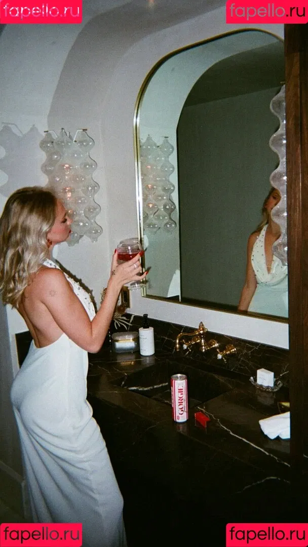 Jordyn Jones / jordylee.jones / jordynjones Onlyfans Photo Gallery 