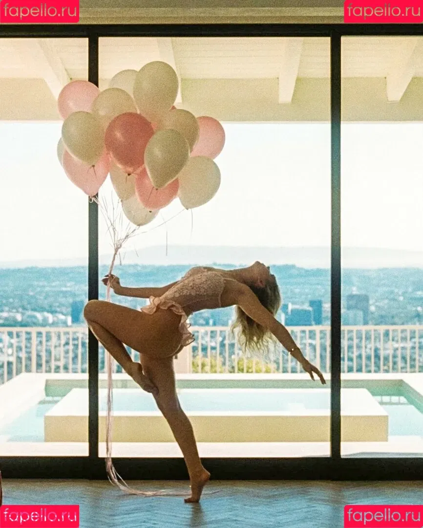 Jordyn Jones / jordylee.jones / jordynjones Onlyfans Photo Gallery 