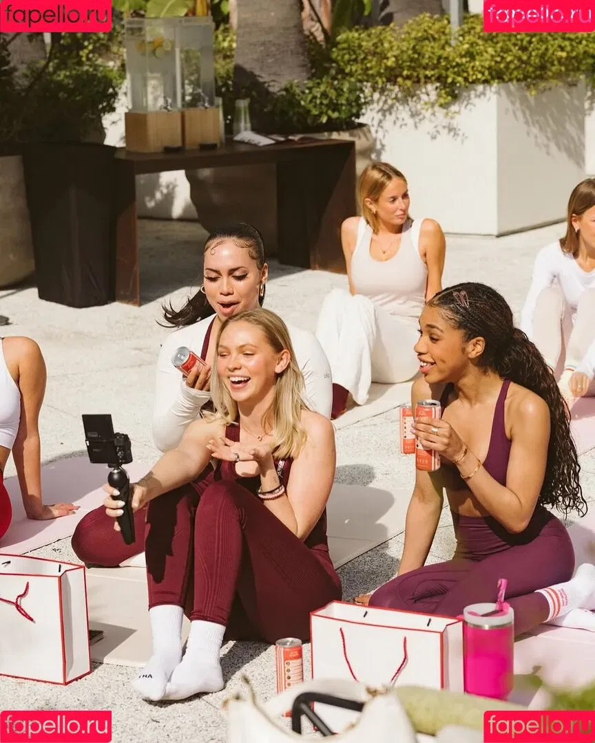 Jordyn Jones / jordylee.jones / jordynjones Onlyfans Photo Gallery 