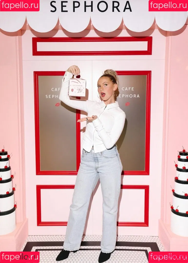 Jordyn Jones / jordylee.jones / jordynjones Onlyfans Photo Gallery 