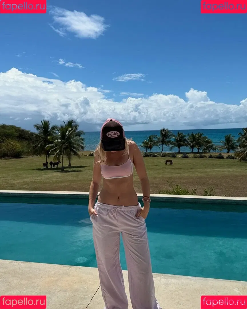 Jordyn Jones / jordylee.jones / jordynjones Onlyfans Photo Gallery 