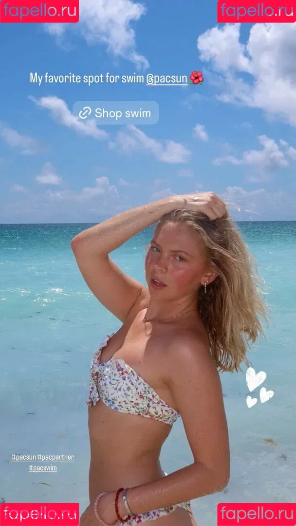 Jordyn Jones / jordylee.jones / jordynjones Onlyfans Photo Gallery 