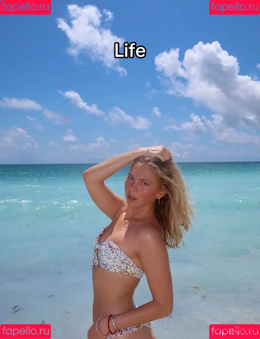 Jordyn Jones / jordylee.jones / jordynjones Onlyfans Photo Gallery 