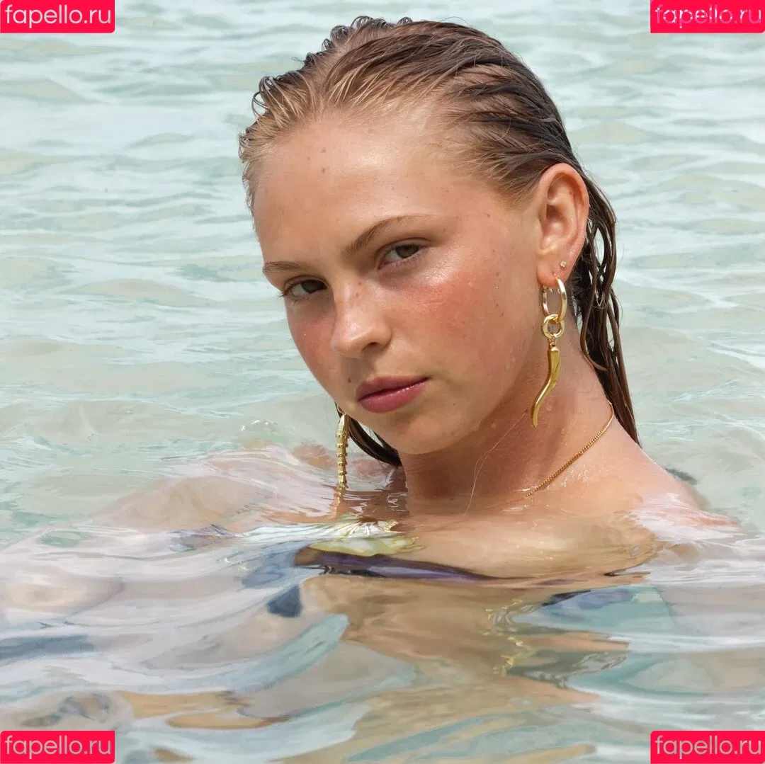 Jordyn Jones / jordylee.jones / jordynjones Onlyfans Photo Gallery 