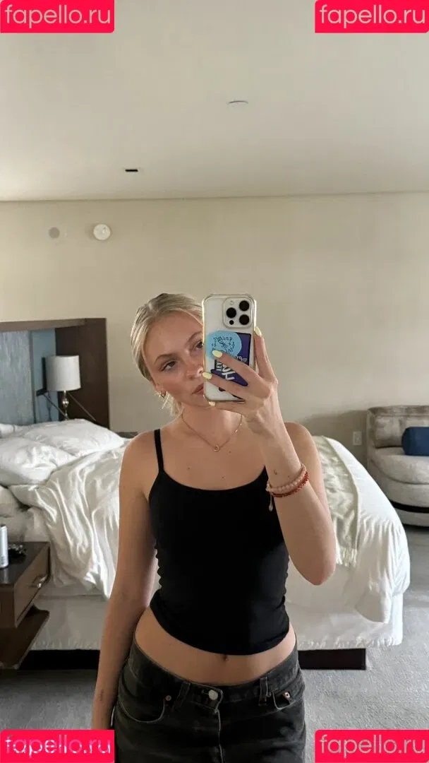 Jordyn Jones / jordylee.jones / jordynjones Onlyfans Photo Gallery 