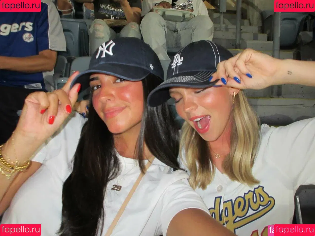 Jordyn Jones / jordylee.jones / jordynjones Onlyfans Photo Gallery 