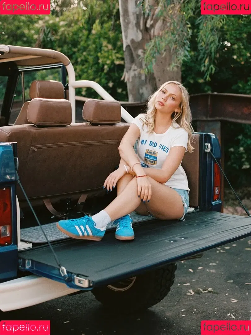 Jordyn Jones / jordylee.jones / jordynjones Onlyfans Photo Gallery 