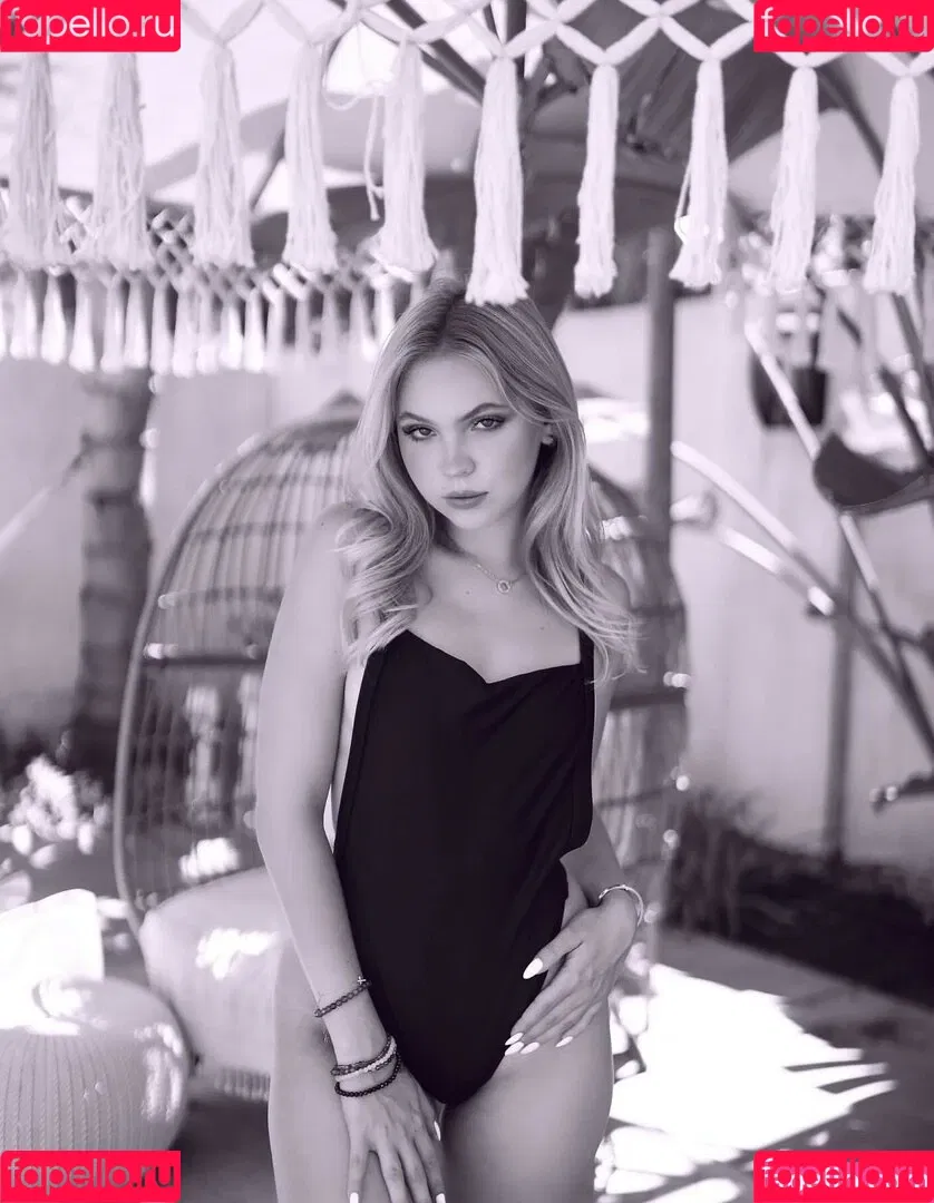 Jordyn Jones / jordylee.jones / jordynjones Onlyfans Photo Gallery 