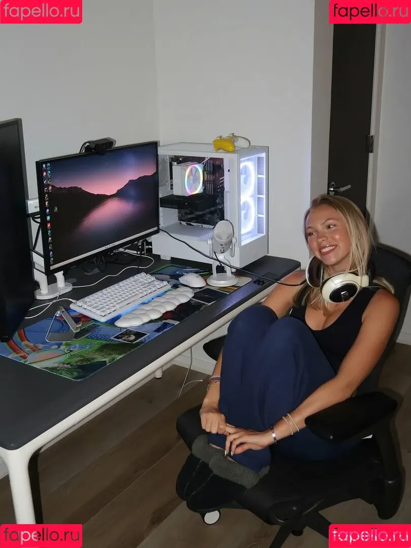 Jordyn Jones / jordylee.jones / jordynjones Onlyfans Photo Gallery 