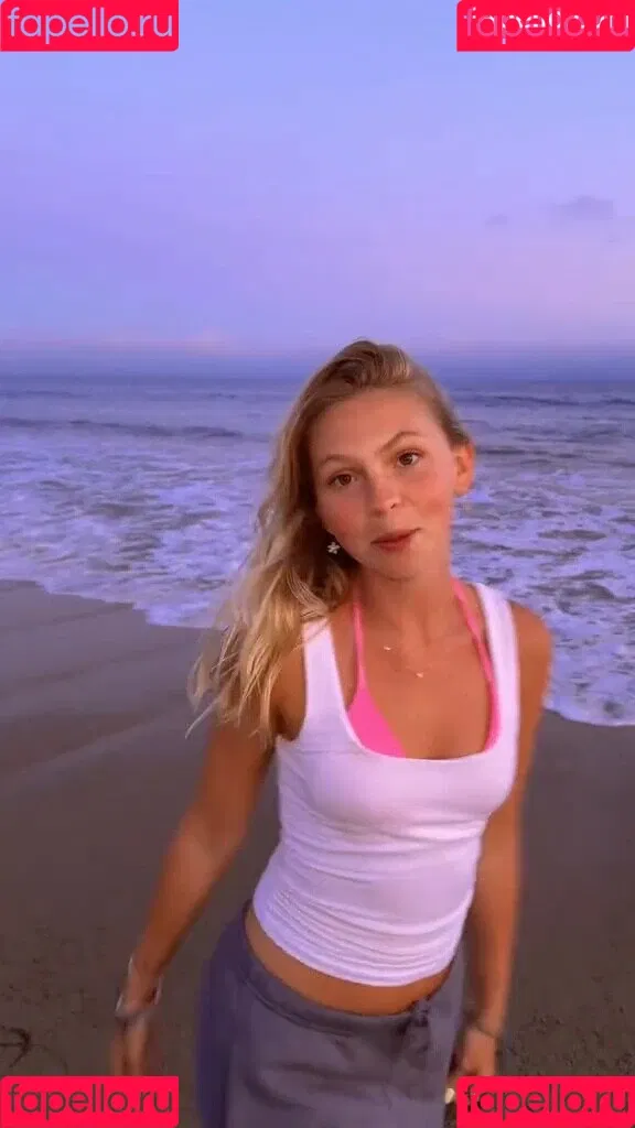 Jordyn Jones / jordylee.jones / jordynjones Onlyfans Photo Gallery 