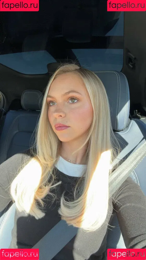 Jordyn Jones / jordylee.jones / jordynjones Onlyfans Photo Gallery 