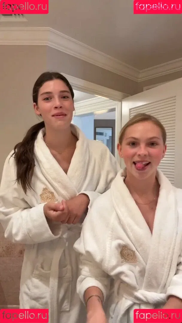 Jordyn Jones / jordylee.jones / jordynjones Onlyfans Photo Gallery 