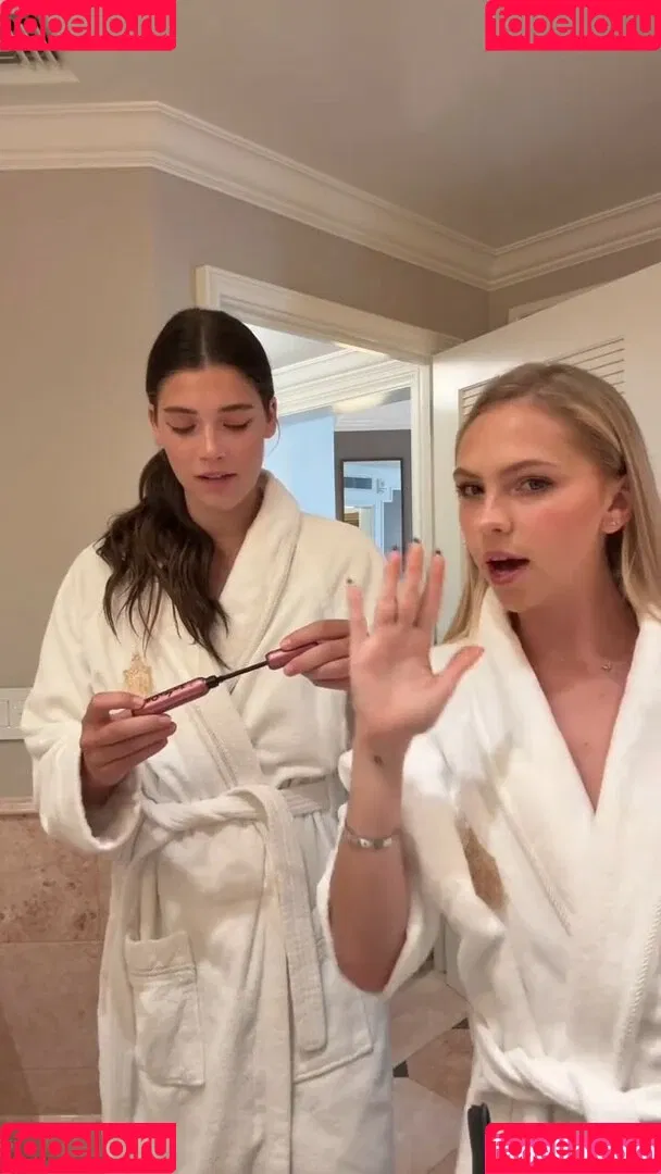 Jordyn Jones / jordylee.jones / jordynjones Onlyfans Photo Gallery 