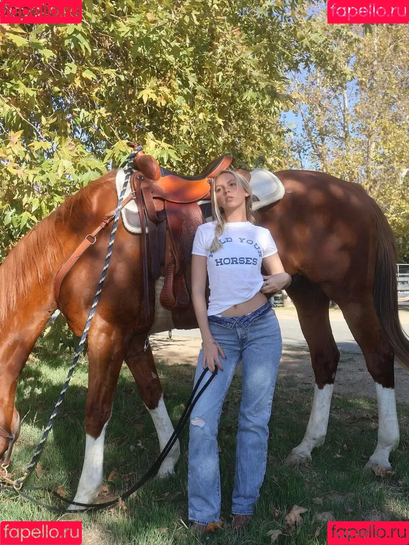 Jordyn Jones / jordylee.jones / jordynjones Onlyfans Photo Gallery 