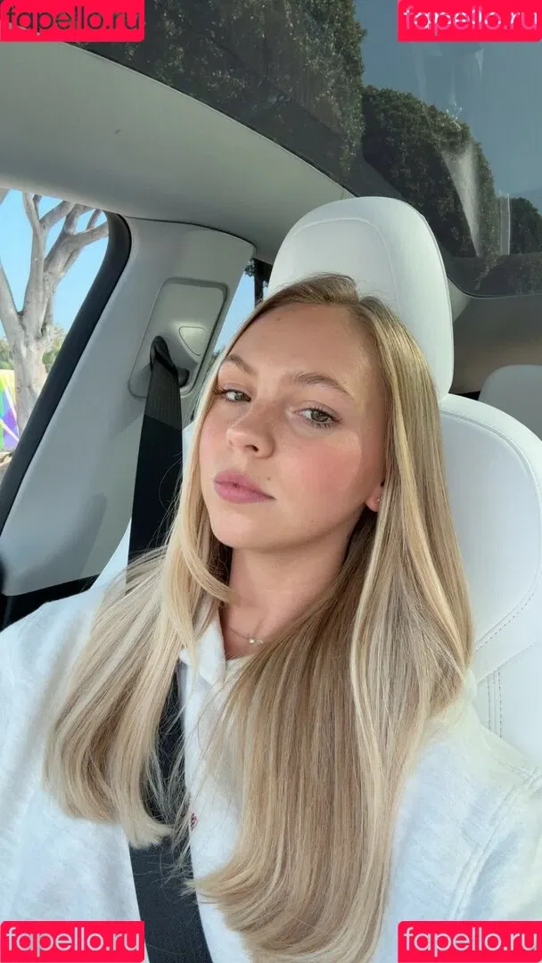 Jordyn Jones / jordylee.jones / jordynjones Onlyfans Photo Gallery 