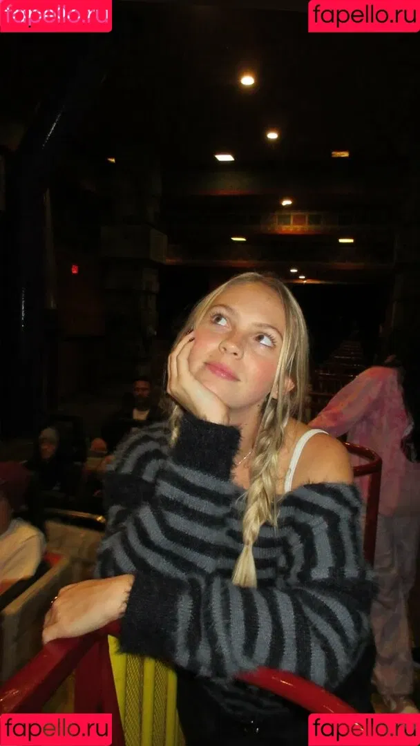 Jordyn Jones / jordylee.jones / jordynjones Onlyfans Photo Gallery 