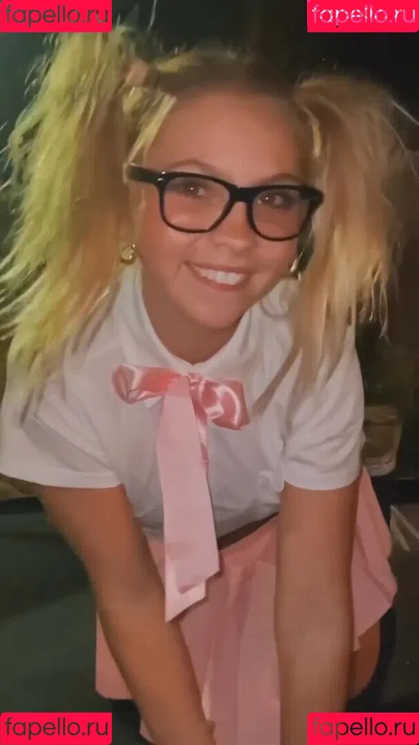 Jordyn Jones / jordylee.jones / jordynjones Onlyfans Photo Gallery 