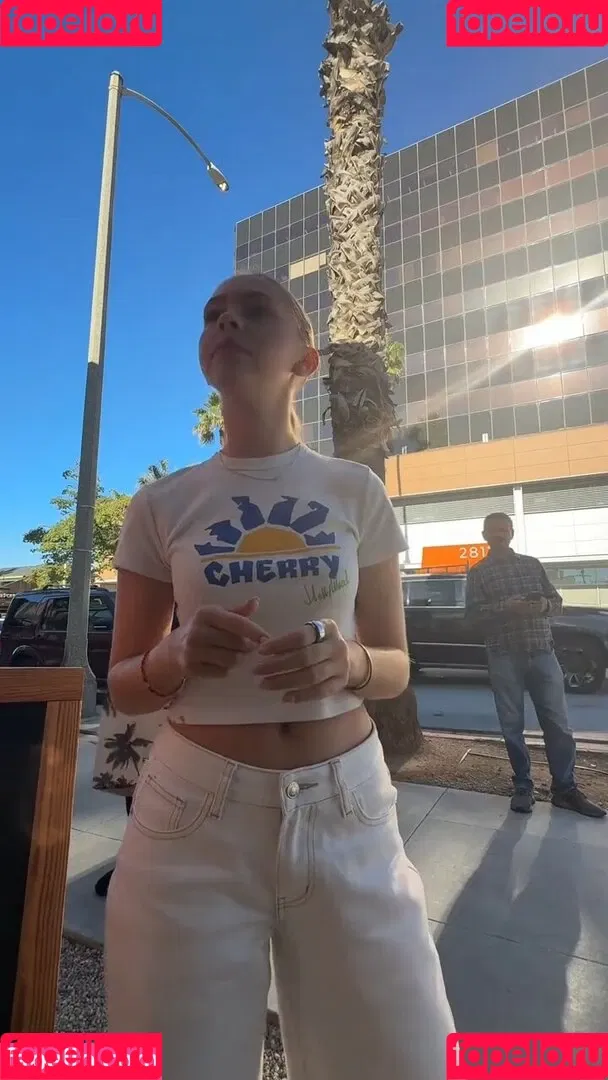 Jordyn Jones / jordylee.jones / jordynjones Onlyfans Photo Gallery 