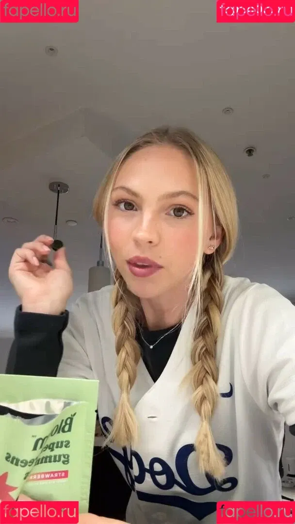 Jordyn Jones / jordylee.jones / jordynjones Onlyfans Photo Gallery 