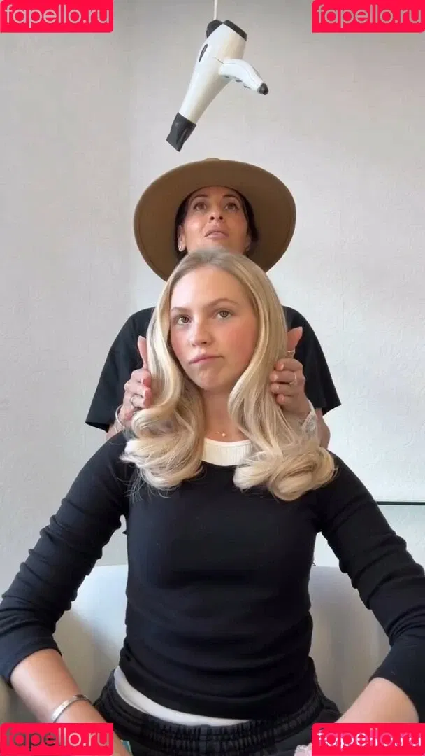 Jordyn Jones / jordylee.jones / jordynjones Onlyfans Photo Gallery 