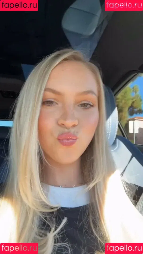 Jordyn Jones / jordylee.jones / jordynjones Onlyfans Photo Gallery 