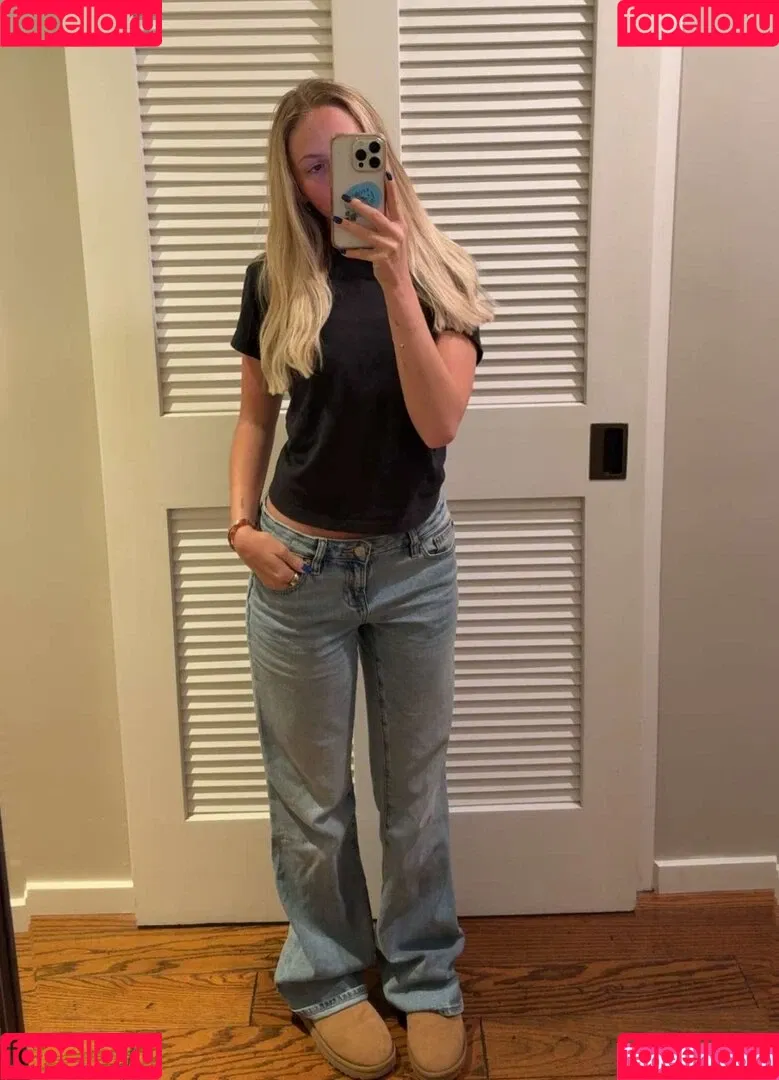Jordyn Jones / jordylee.jones / jordynjones Onlyfans Photo Gallery 