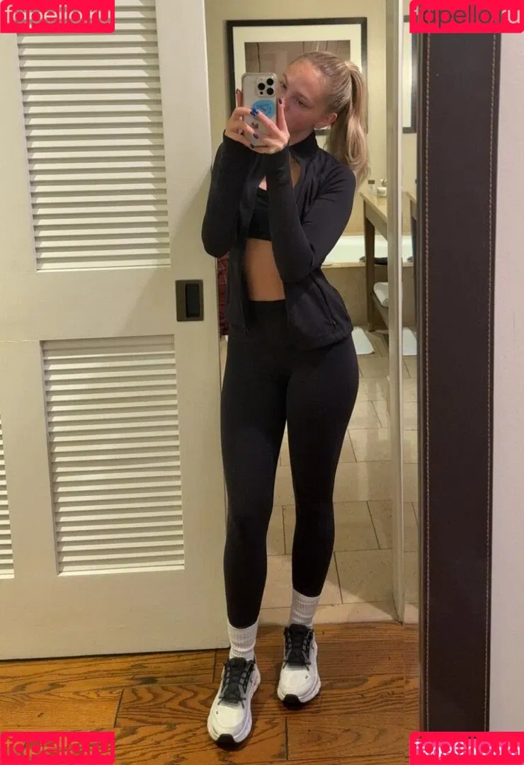 Jordyn Jones / jordylee.jones / jordynjones Onlyfans Photo Gallery 