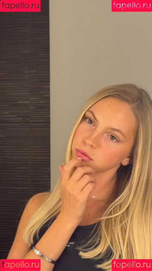 Jordyn Jones / jordylee.jones / jordynjones Onlyfans Photo Gallery 