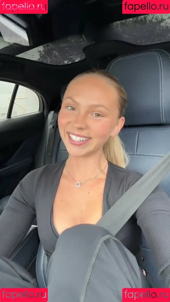 Jordyn Jones / jordylee.jones / jordynjones Onlyfans Photo Gallery 