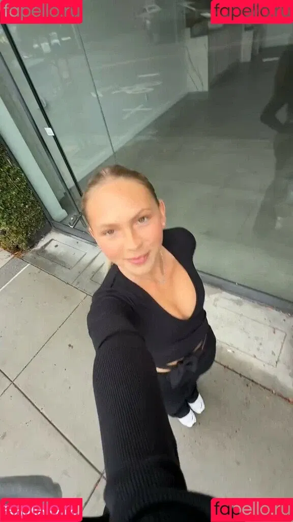 Jordyn Jones / jordylee.jones / jordynjones Onlyfans Photo Gallery 