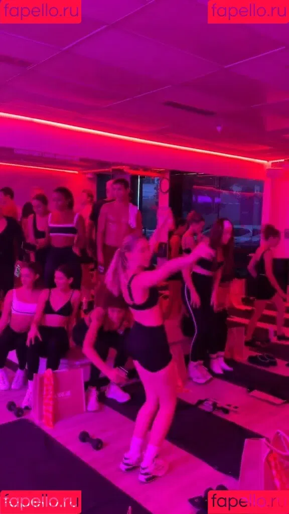 Jordyn Jones / jordylee.jones / jordynjones Onlyfans Photo Gallery 