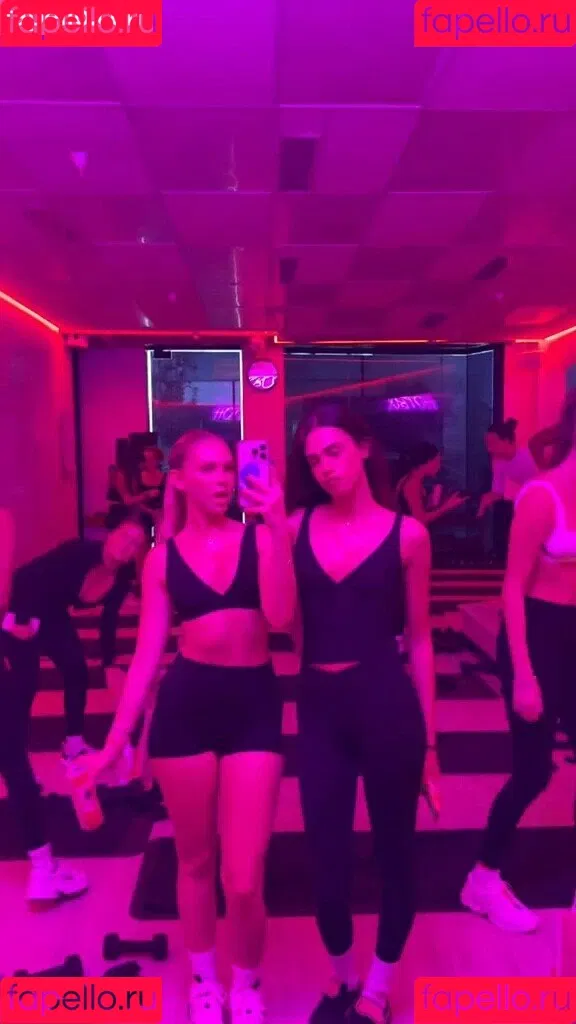 Jordyn Jones / jordylee.jones / jordynjones Onlyfans Photo Gallery 