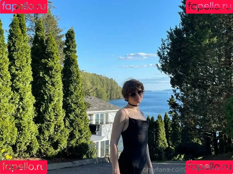 Eve Lilith / based.transgirl / basedtransgirl / https: Onlyfans Photo Gallery 