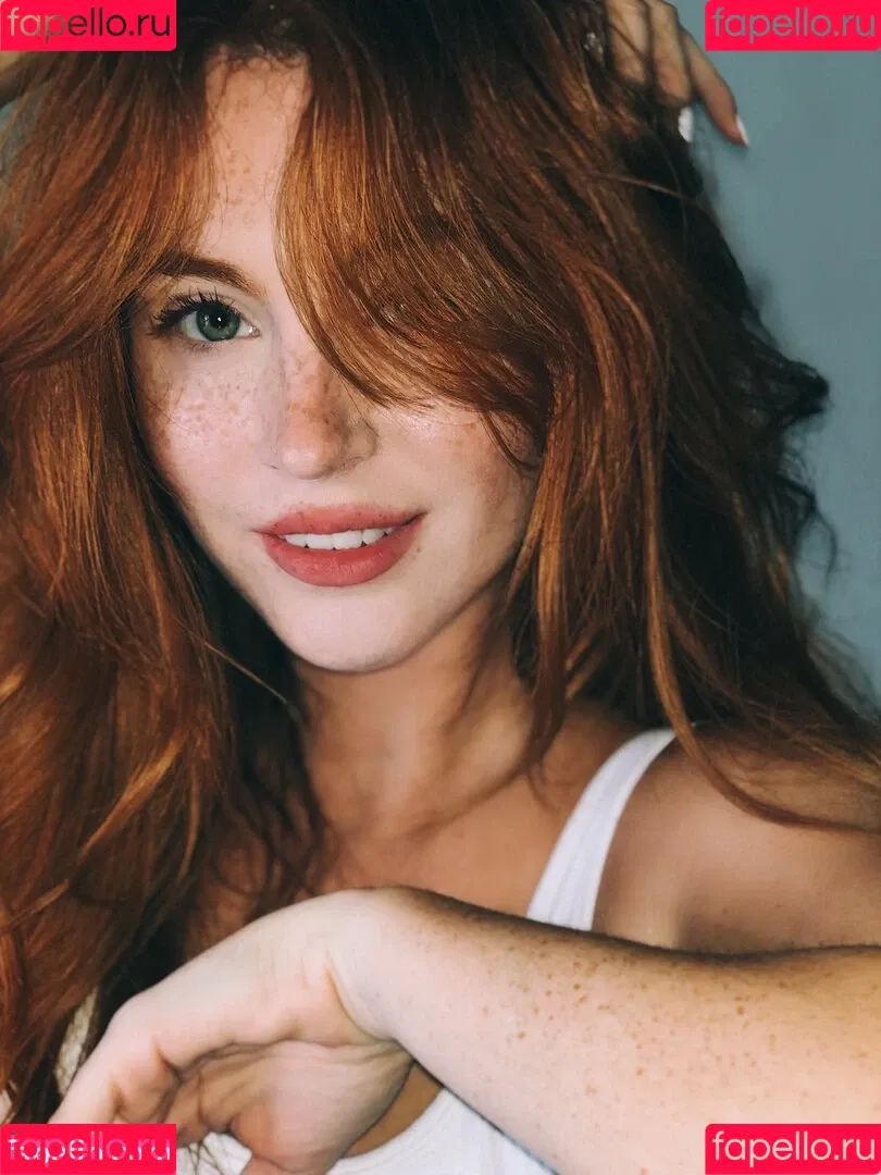 danielleboker / daniellebokerofficial / daniellebokerr Onlyfans Photo Gallery 