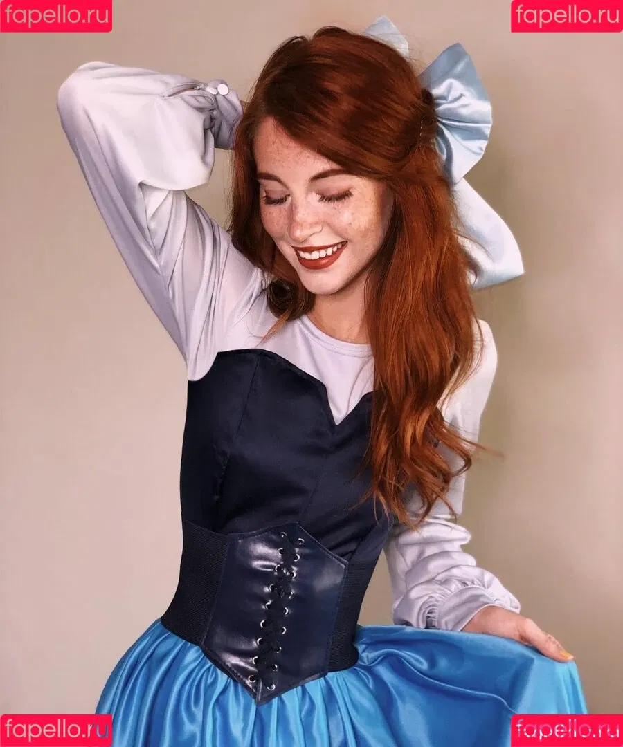 danielleboker / daniellebokerofficial / daniellebokerr Onlyfans Photo Gallery 