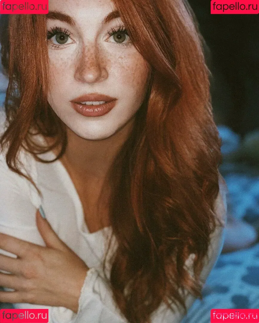 danielleboker / daniellebokerofficial / daniellebokerr Onlyfans Photo Gallery 