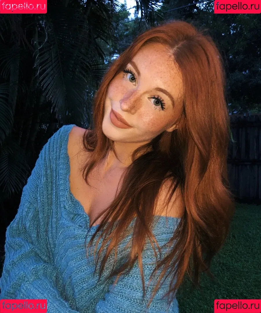 danielleboker / daniellebokerofficial / daniellebokerr Onlyfans Photo Gallery 