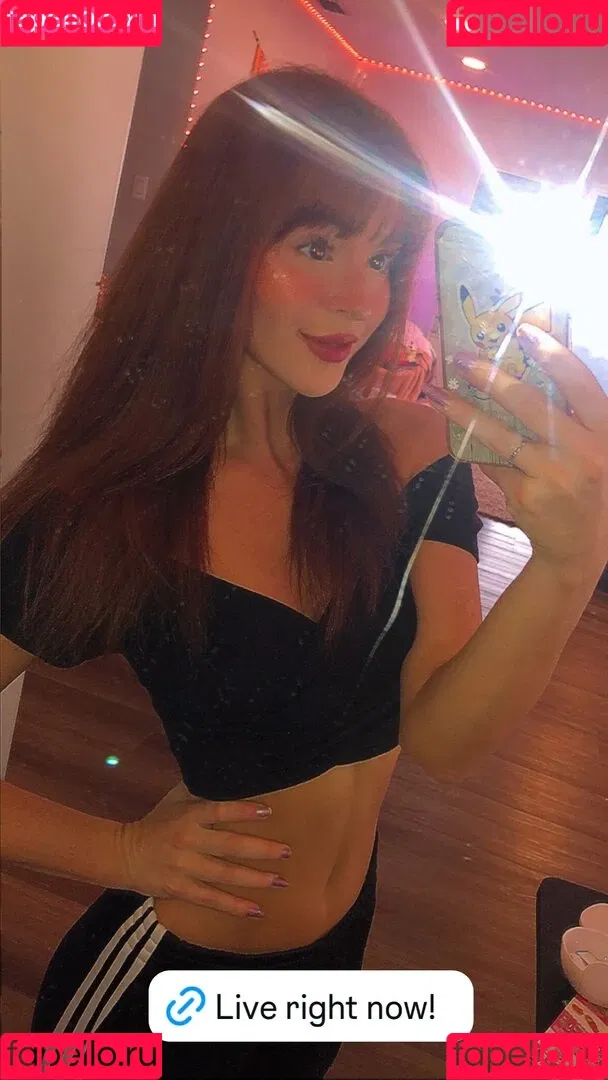 danielleboker / daniellebokerofficial / daniellebokerr Onlyfans Photo Gallery 