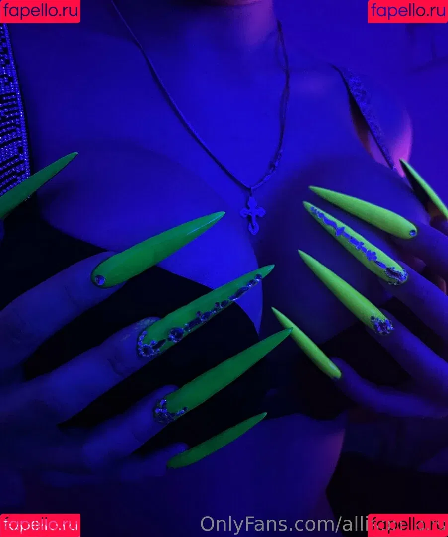 allison_alis Onlyfans Photo Gallery 