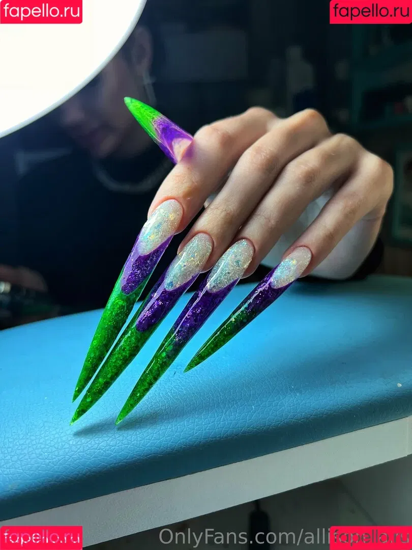 allison_alis Onlyfans Photo Gallery 