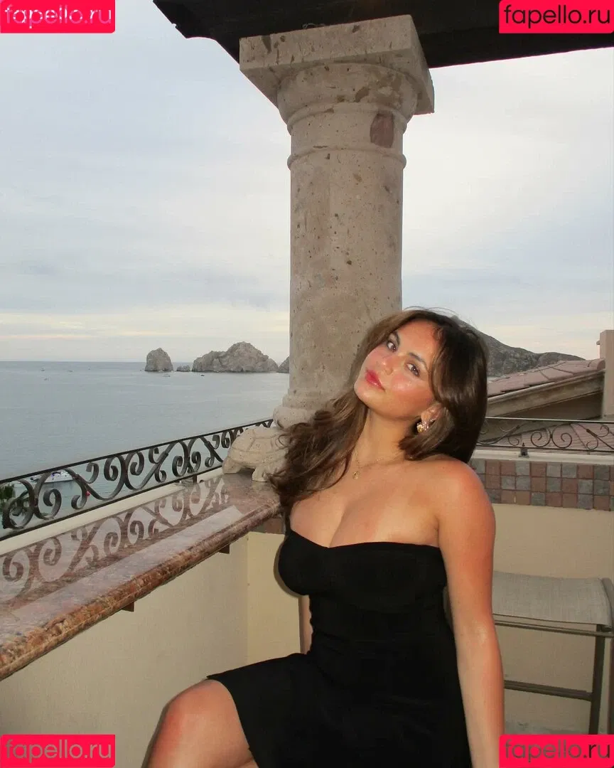 Sarabella Harris / iamsarahharris / sarabellaharriss / sexiisariii777 Onlyfans Photo Gallery 