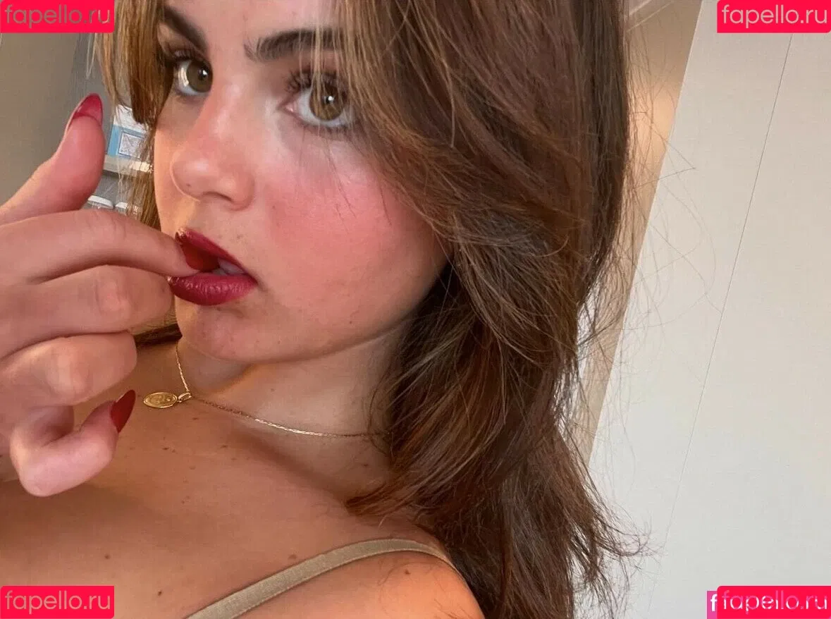 Sarabella Harris / iamsarahharris / sarabellaharriss / sexiisariii777 Onlyfans Photo Gallery 